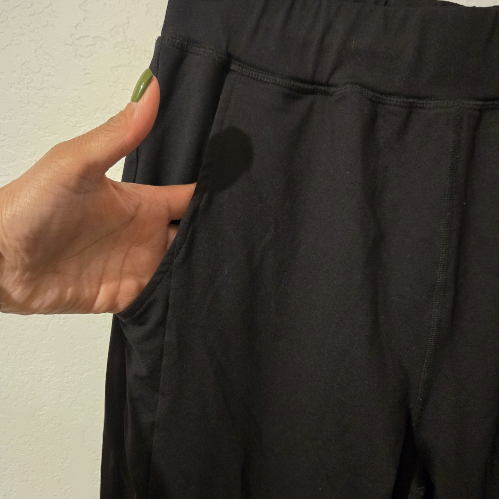 Alphalete Black Joggers - Picture 4 of 7